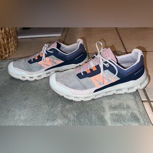 Cloudvista On walking shoes